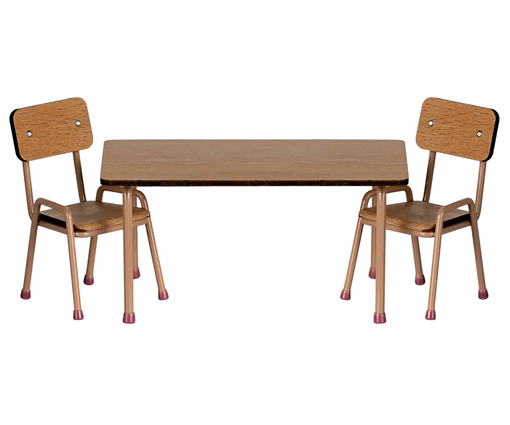 MAILEG table et chaises / dark powder