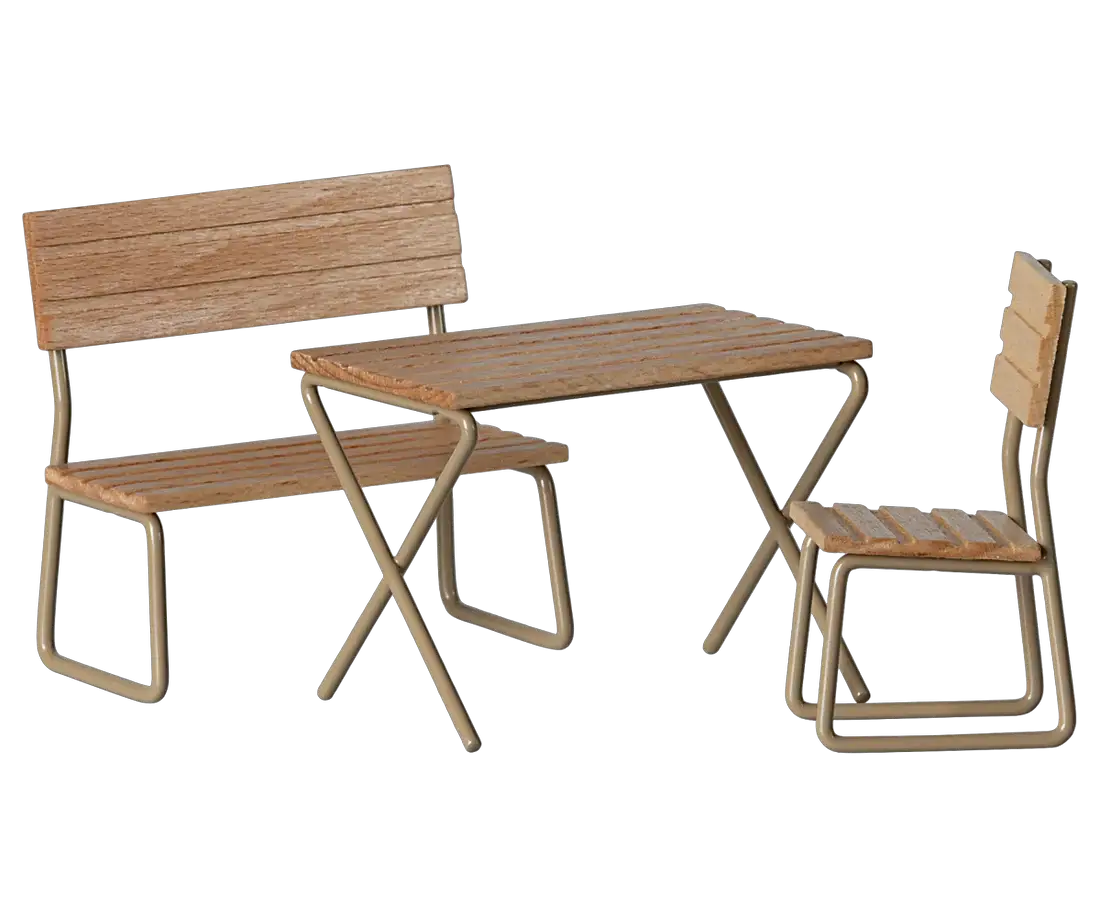 MAILEG set jardin pour maison de poupées, ensemble 3 pièces: table, banc et chaise bois avec cadre métal, Citron Grenadine