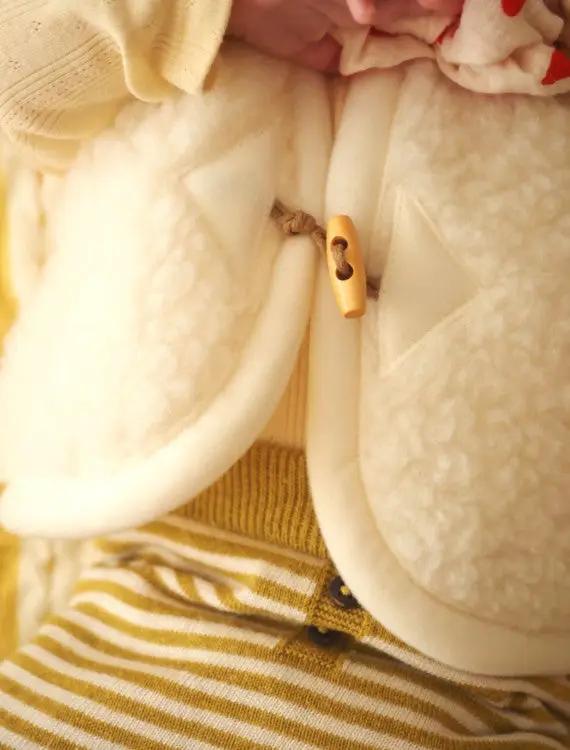 ALWERO gilet en laine Alpen naturel, sans manches, bouton en bois
