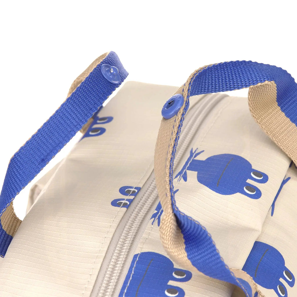 LÄSSIG sac-à-dos mini square by Citron Grenadine, happy trails frog, blue straps on beige body