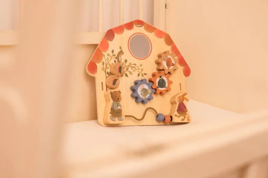 Tableau d'activités en bois EGMONT TOYS 10m+, jouets d'éveil pour bébé