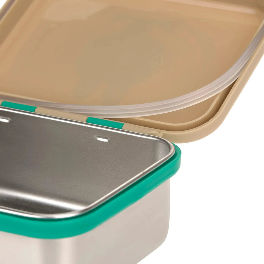 LÄSSIG lunchbox with teal rim and metal interior, open view