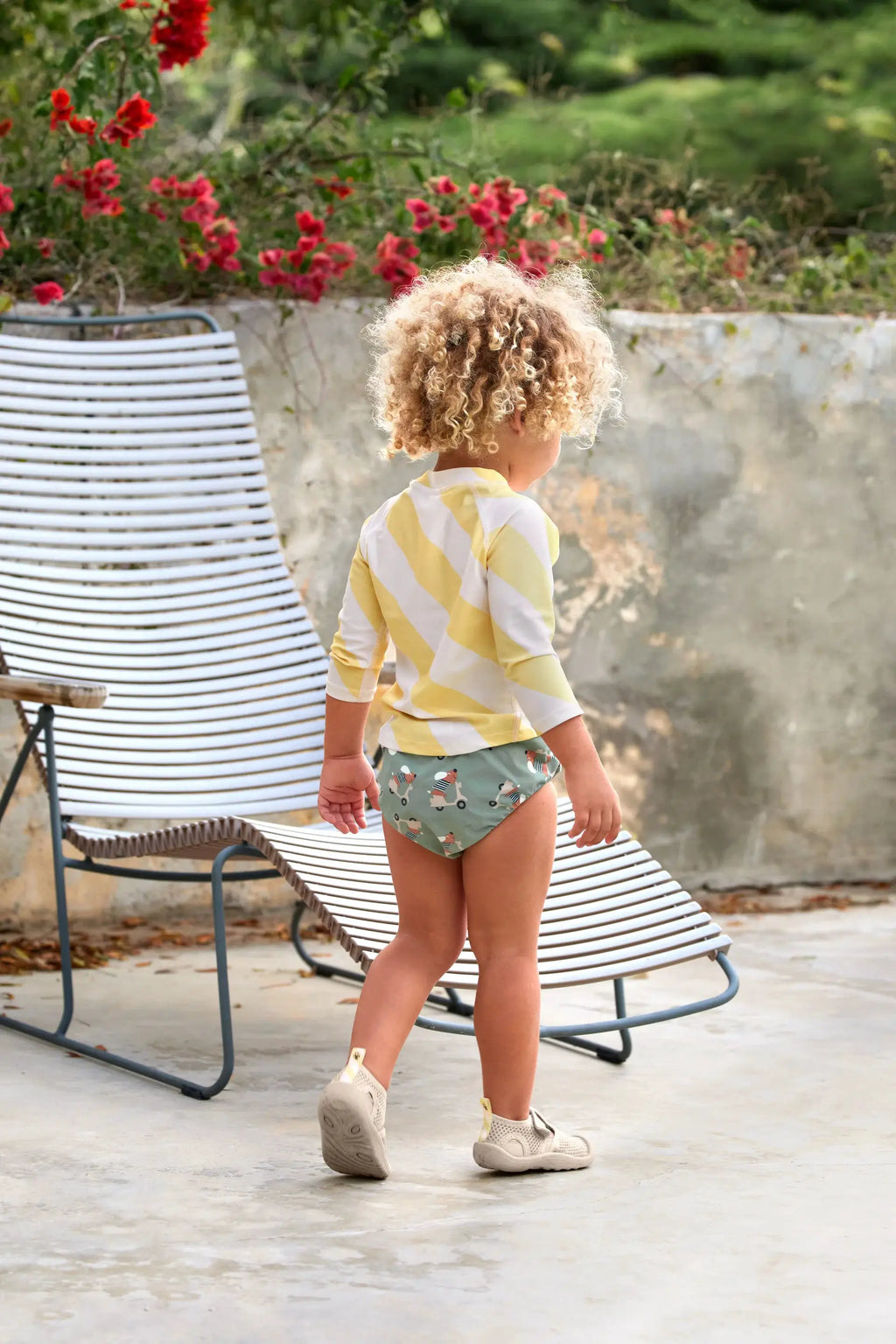 LÄSSIG maillot réutilisable avec couche intégrée / scooter dog green by Citron Grenadine