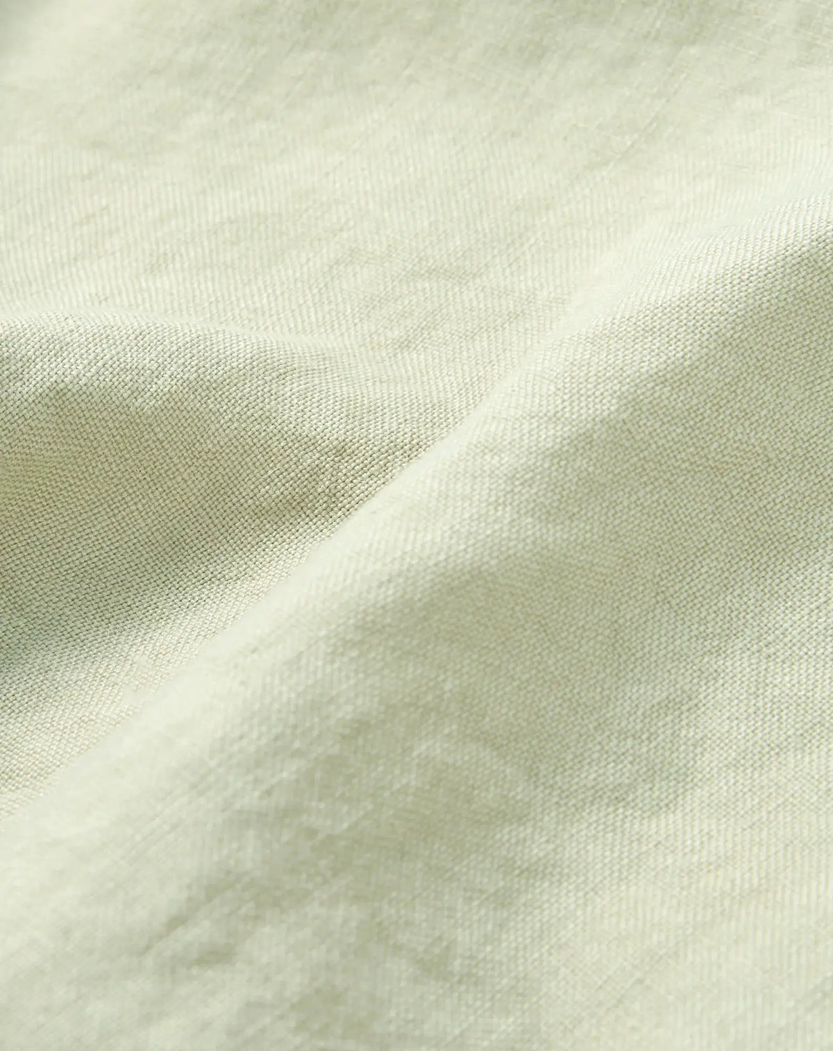 NOBODINOZ coussin de maternité Wabi Sabi green matcha – tissu vert clair, texture lin