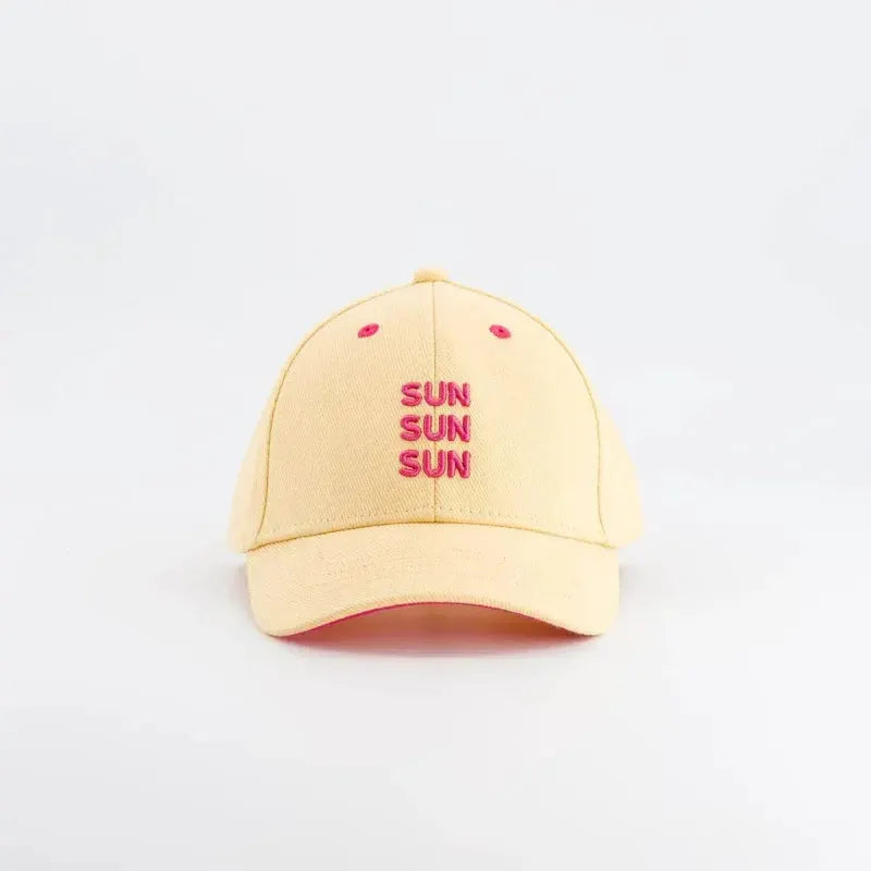 Baseball cap CHAMAYE in pale yellow with pink SUN SUN SUN embroidery