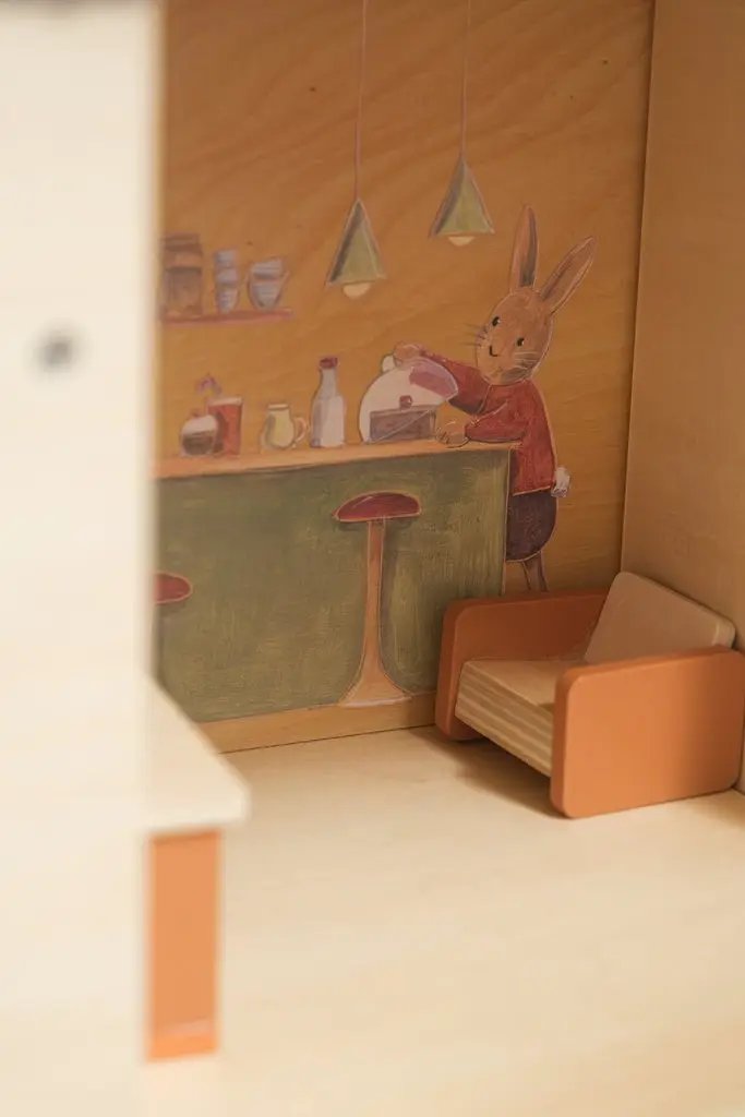 EGMONT TOYS café et boulangerie wooden playset, green counter and bunny mural scene