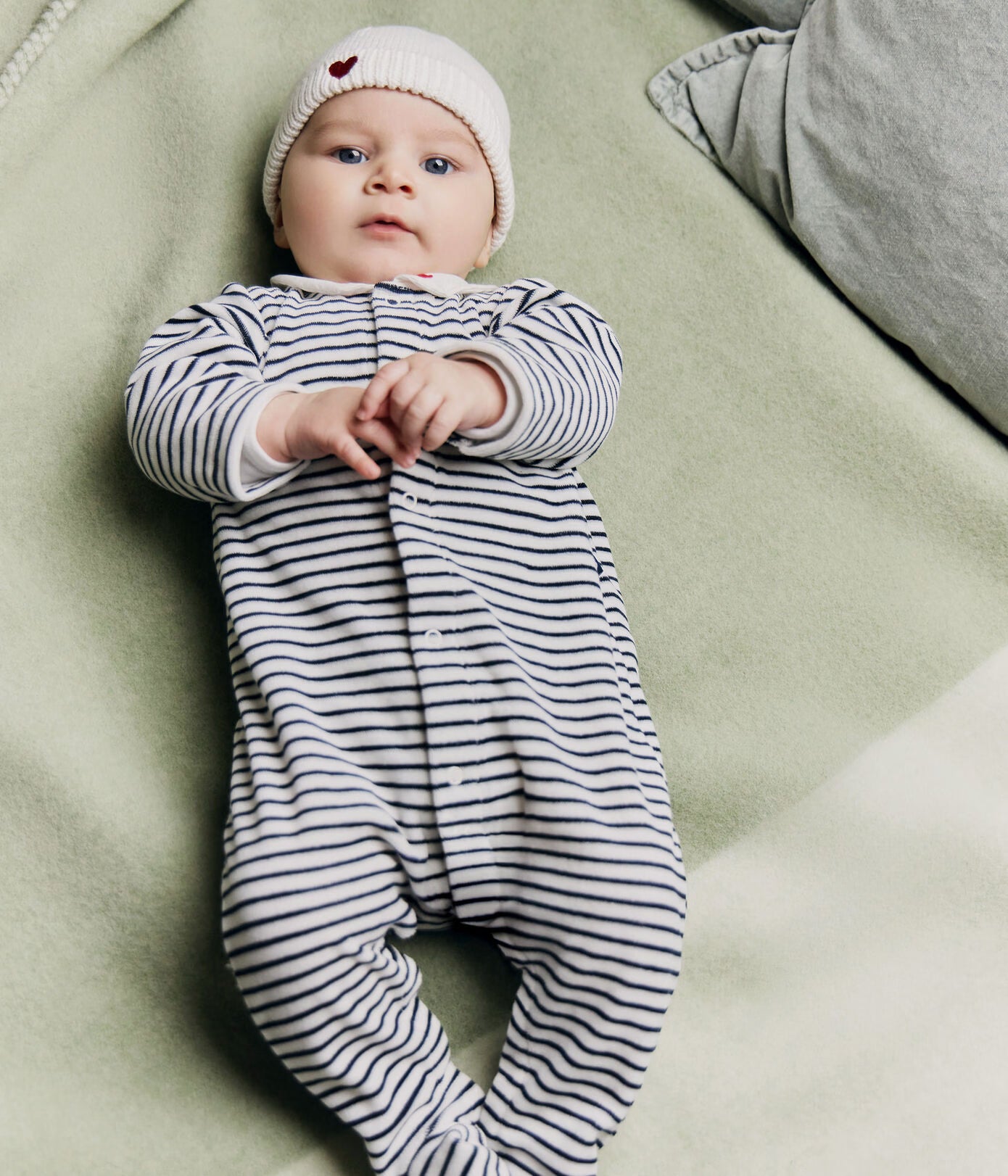 PETIT BATEAU Pyjama en velours avec col imprimé / rayures
