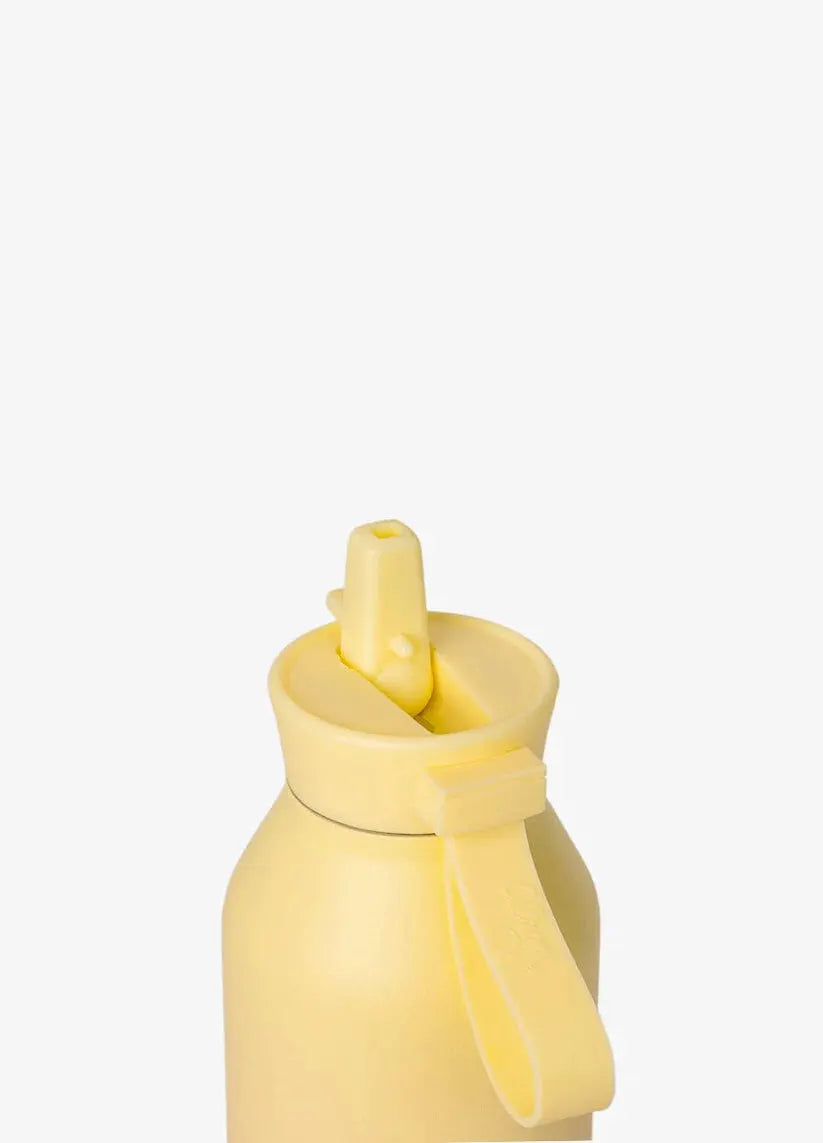 Citron Grenadine water bottle, 750 ml, yellow with flip-top spout and strap