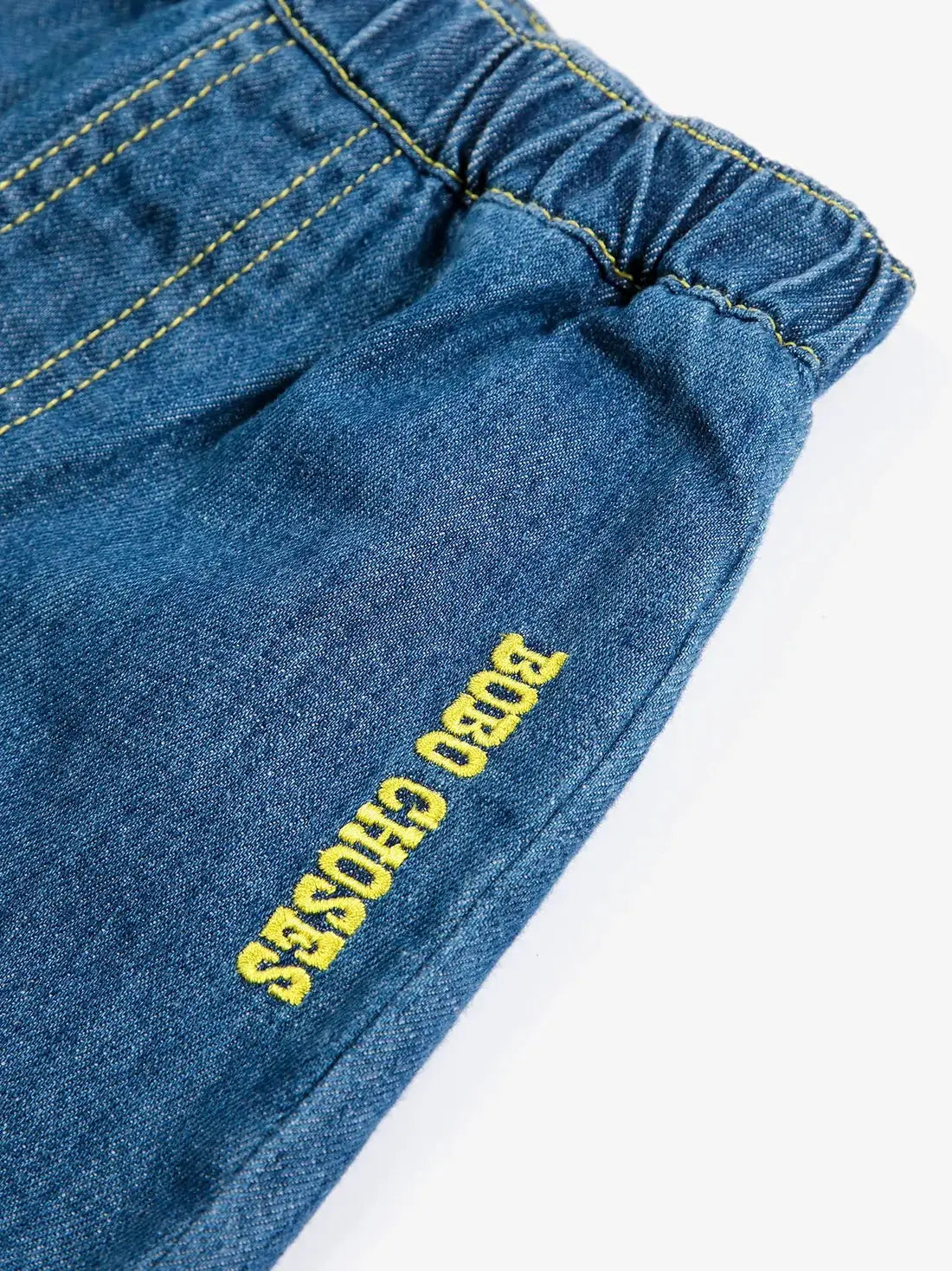 BOBO CHOSES taxi saurus tag denim pantalon, blue denim with elastic waist and yellow Citron Grenadine embroidery