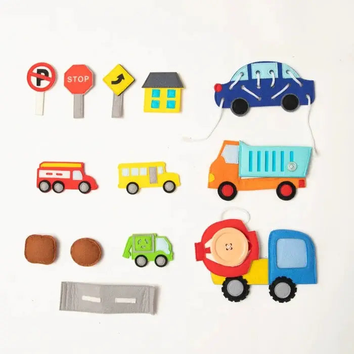 JOLLY DESIGNS livre d'éveil en bois – Citron Grenadine: ensemble multicolore de véhicules et panneaux routiers (8 pièces)