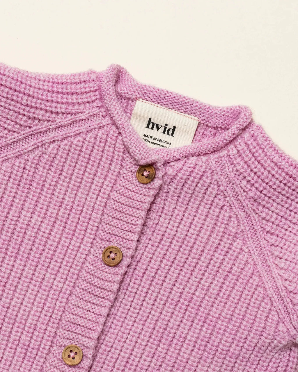 HVID cardigan Inga pink cotton candy knit, 100% merino wool, brown wooden buttons