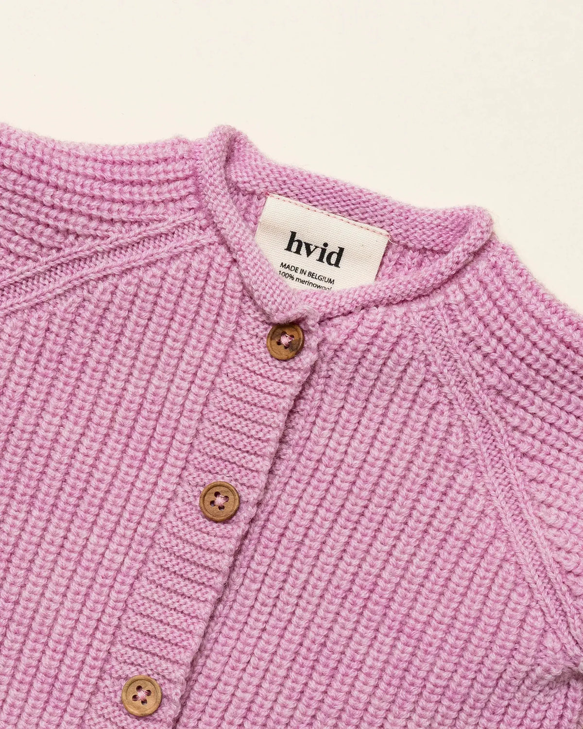 HVID cardigan Inga pink cotton candy knit, 100% merino wool, brown wooden buttons