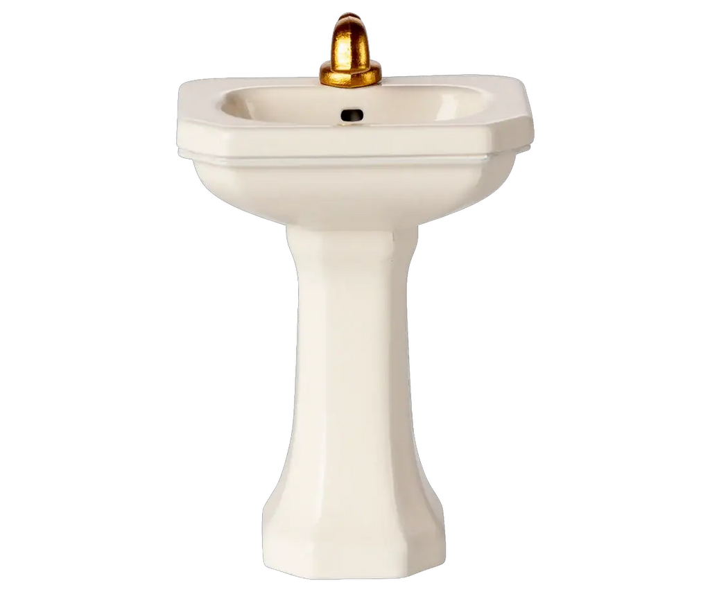 Miniature Maileg dollhouse sink in off-white with gold faucet