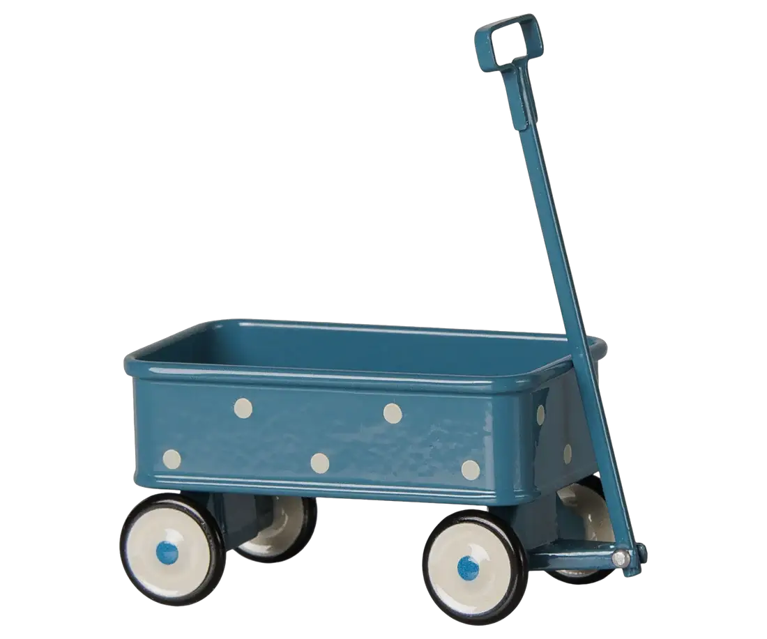 Chariot MAILEG bleu en métal pour maison de poupées, décor à pois blancs