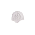 HVID bonnet dua, off-white knitted beanie by Citron Grenadine with perforated pattern