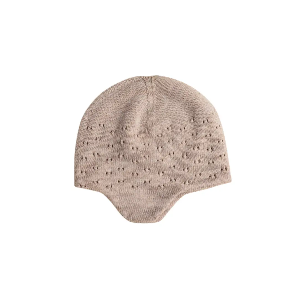 HVID bonnet dua beanie by Citron Grenadine in sand beige, knitted with perforated pattern