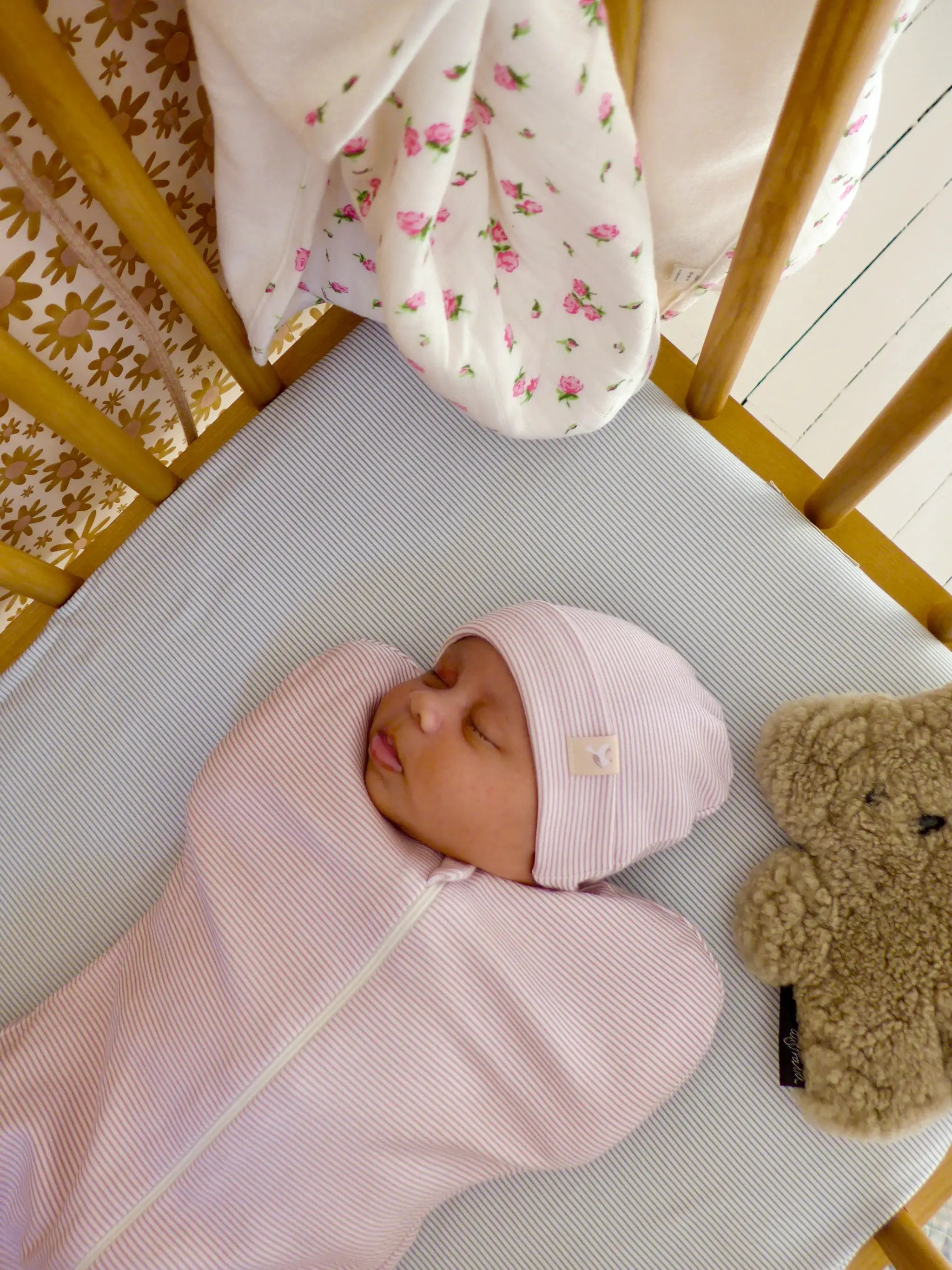 TANTE REINE emmailloteuse bonbon swaddling blanket pink striped Citron Grenadine