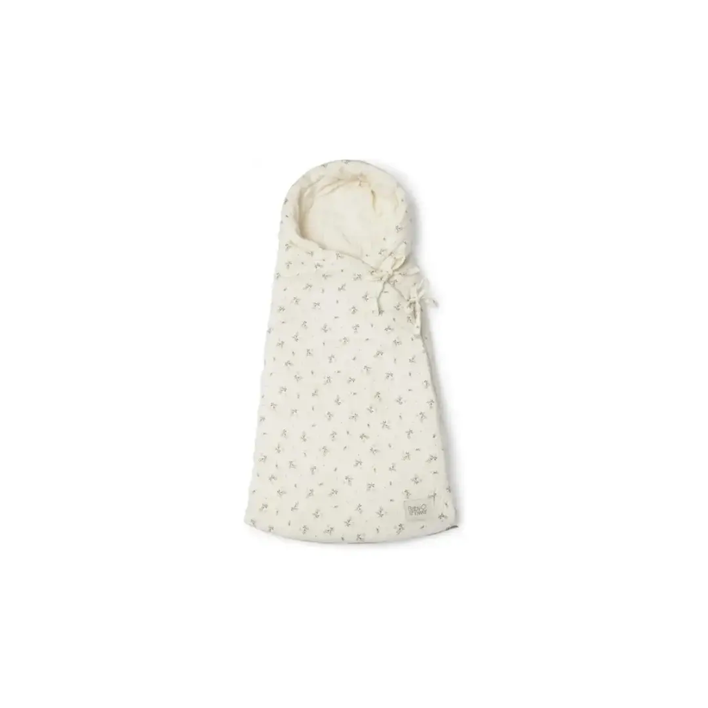 BABYSHOWER nid d'ange printemps swaddle cocoon by Citron Grenadine, cream with tiny star pattern