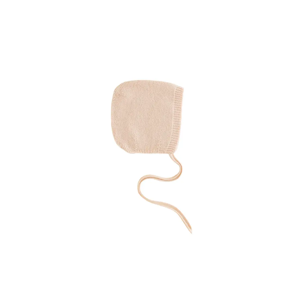 HVID newborn bonnet in oat knit with ties by Citron Grenadine