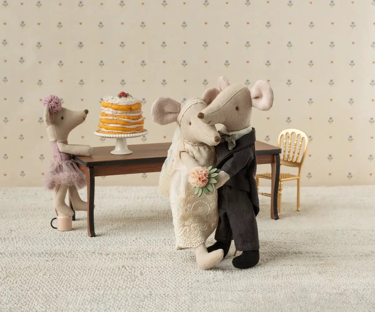 MAILEG  Couple de mariés dans son joli coffret, Maman & Papa