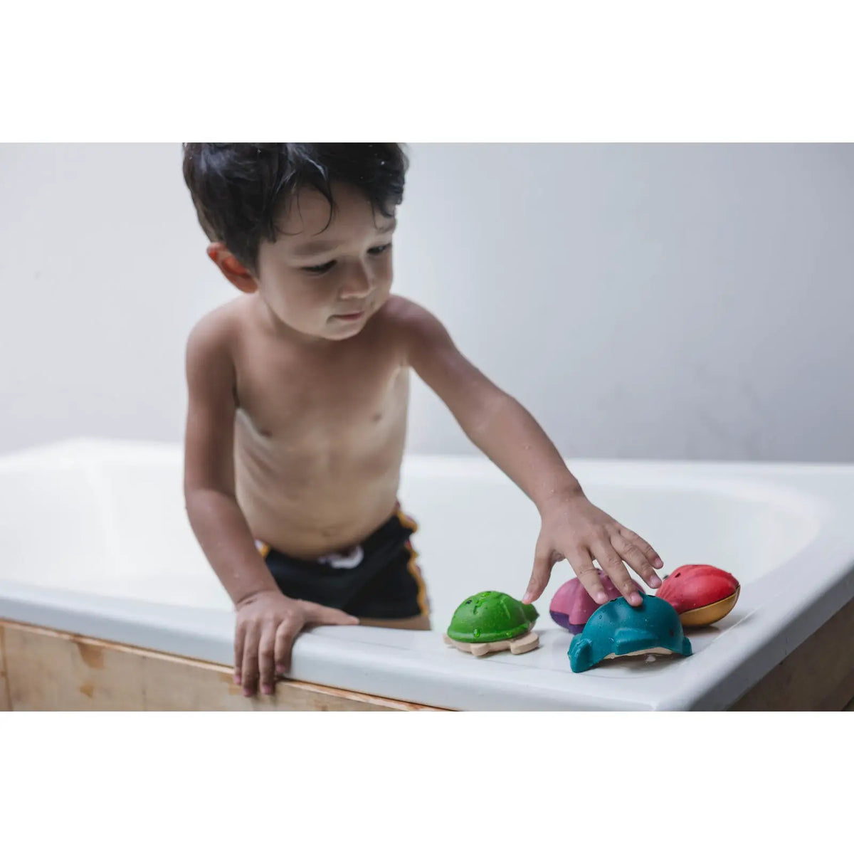 PLAN TOYS 4 animaux marins 4mois+