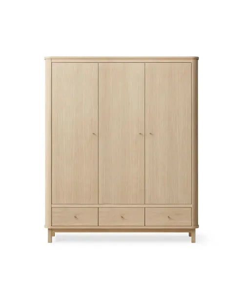 OLIVER FURNITURE wood garde-robe 3 portes / chêne 041377 by Citron Grenadine