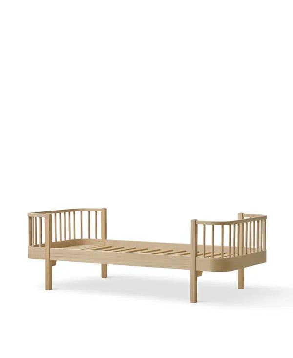 Oliver Furniture Lit Wood Original oak platform bed frame