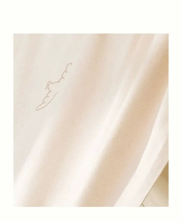 Tente non teintée Camp Novel pour structure cabane, petite broderie d’animal sur tissu beige