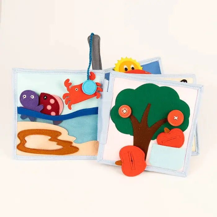 Livre d'éveil JOLLY DESIGNS en tissu, par Citron Grenadine, pages mer et arbre avec boutons et animaux en feutrine