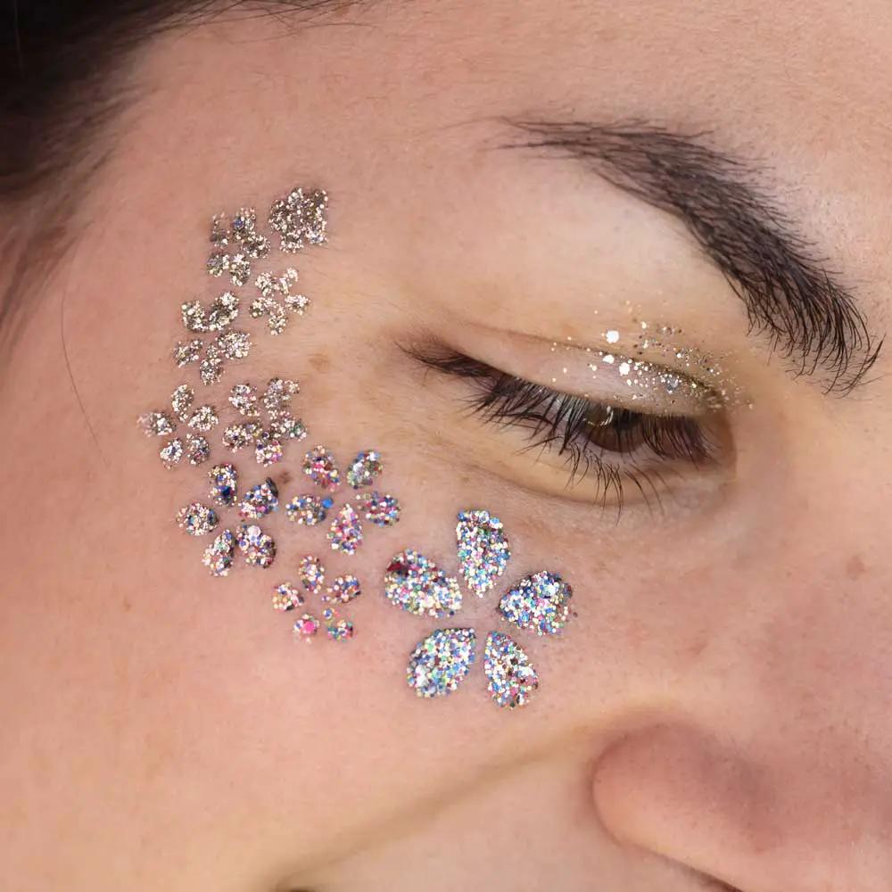 Si Si la paillette kit 3 iconique – Citron Grenadine face glitter rhinestone set with floral motifs on cheek