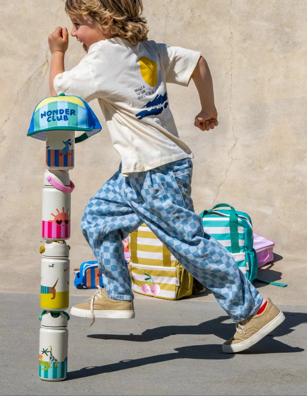 THE COTTON CLOUD 420ml gourde isotherme water bottle by Citron Grenadine; colorful kid’s ride scene.