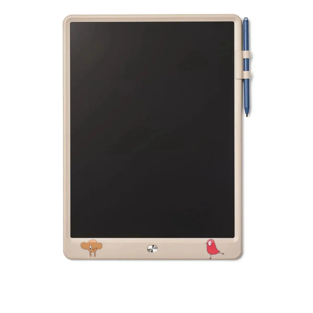 Tablette à dessin LIEWOOD tableau magique Zora Imagine Sandy, cadre beige en bois, surface noire, stylo bleu fixé à droite.