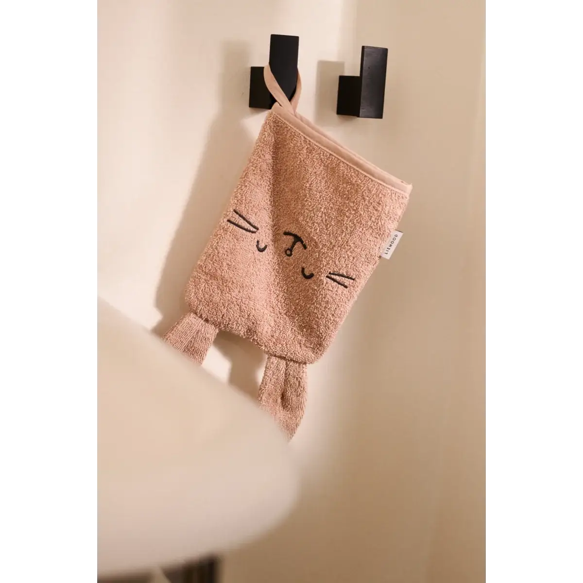 Liewood Sylvester gants de toilette pour bébé, rose pâle, visage chat imprimé, éponge douce