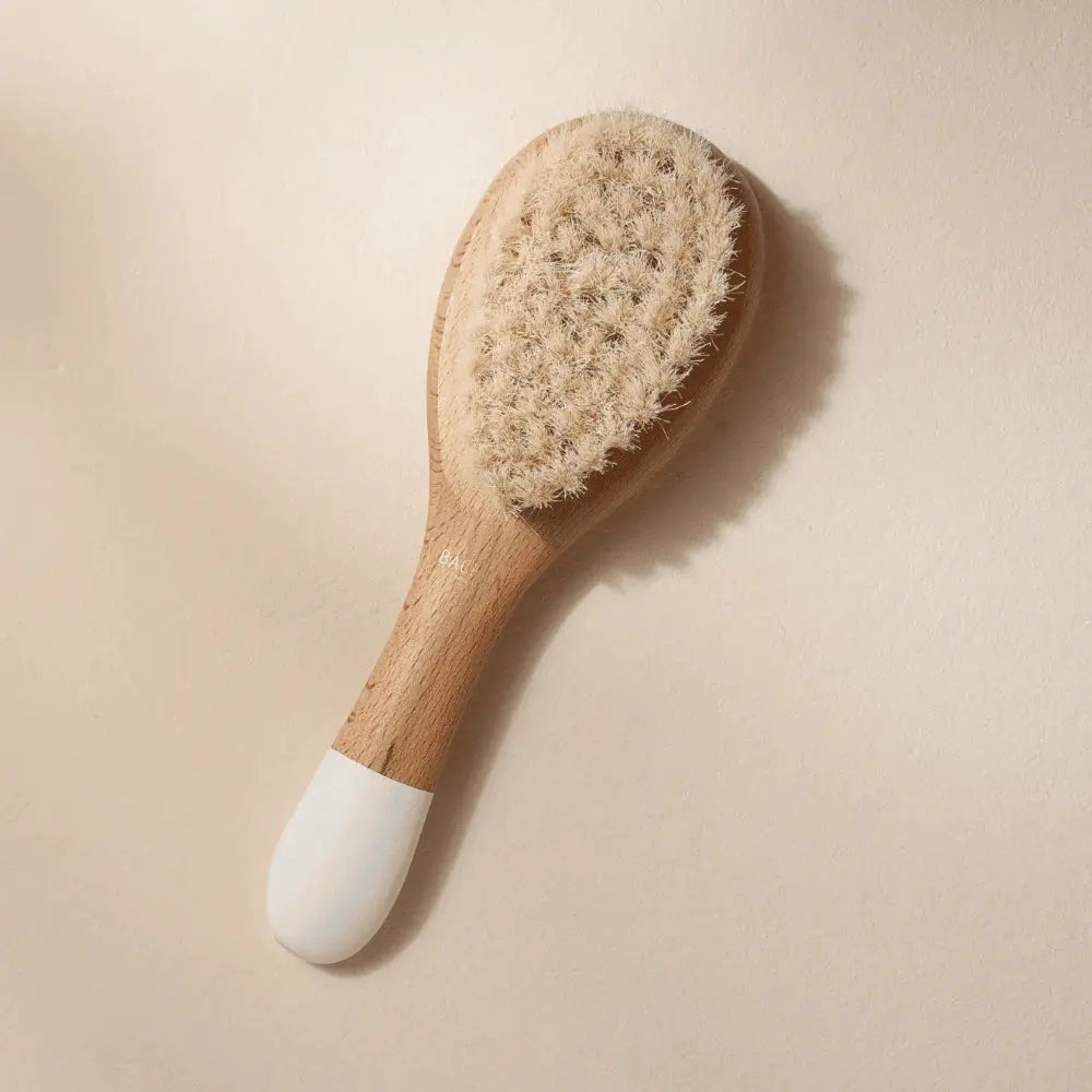 BACHCA brosse à cheveux bébé en bois avec poils de chèvre, manche blanc
