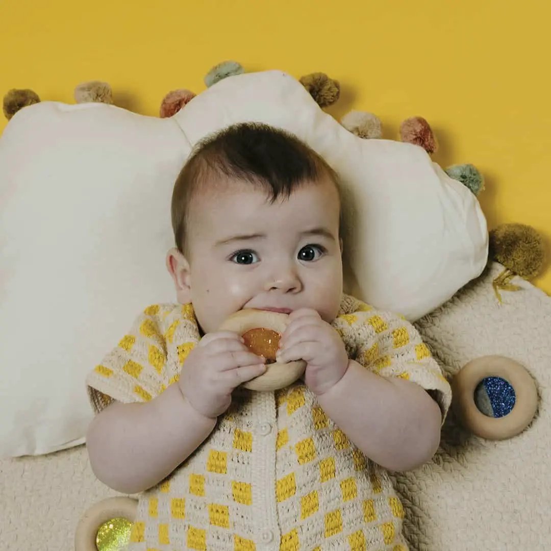 PETIT BOUM donut sensoriel bleu, jouet de dentition Citron Grenadine pour bébé.