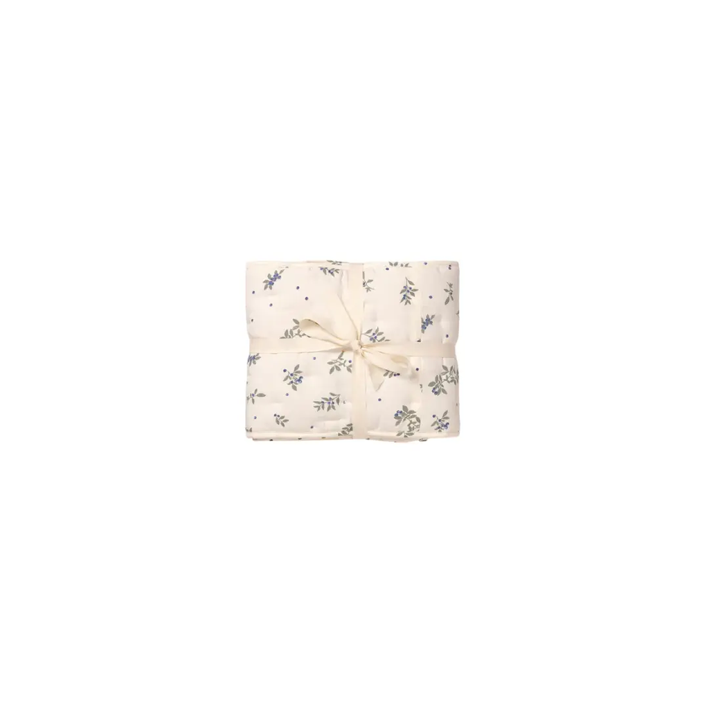 DEAR APRIL tour de lit blueberries bed canopy by Citron Grenadine, cream fabric with blue floral print