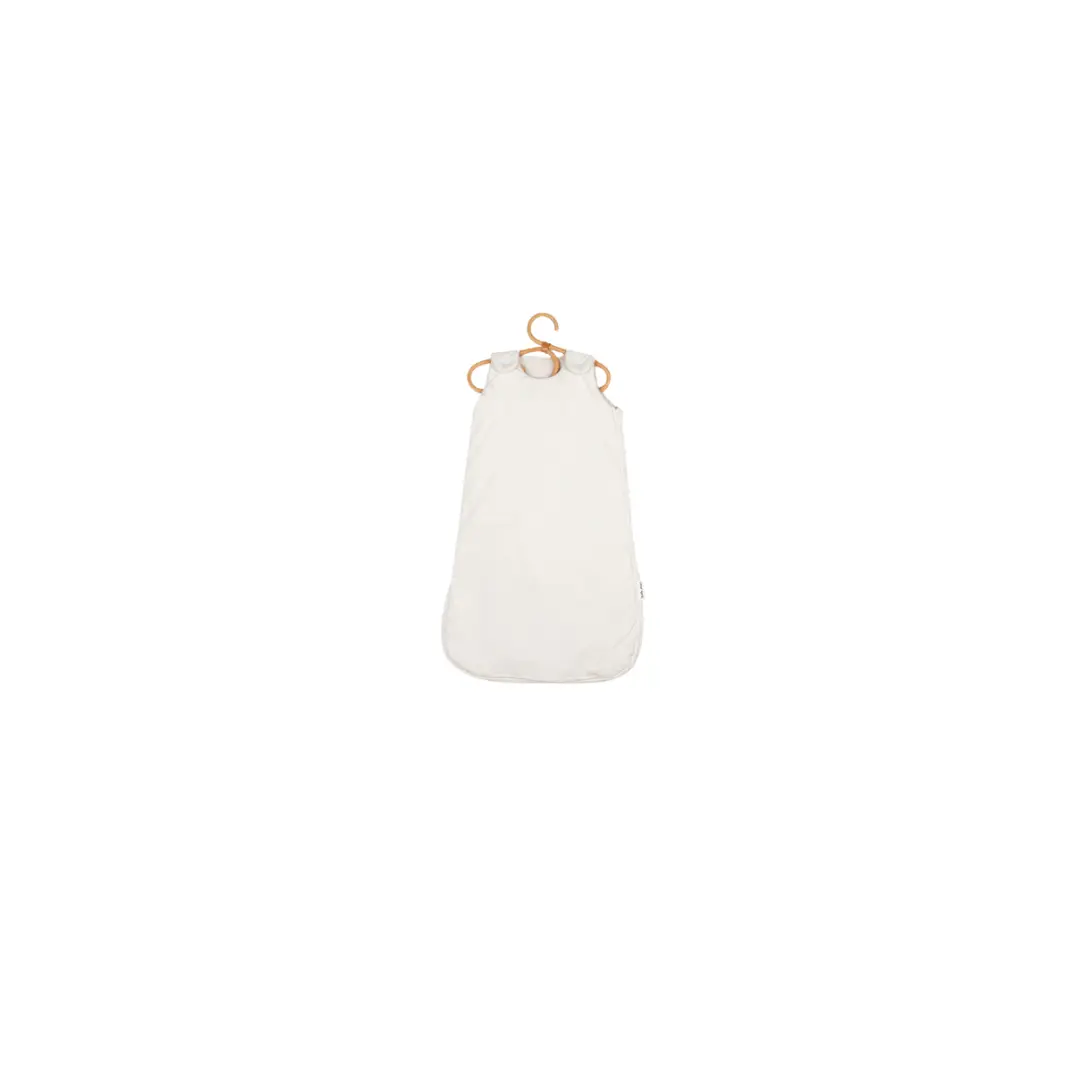 DEAR APRIL wind gigoteuse TOG2,5 in pure nature; white baby sleeping bag with wooden rings