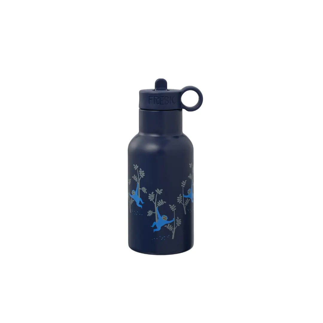 Gourde FRESK 350 ml bleu marine avec motifs de singes sur des plantes