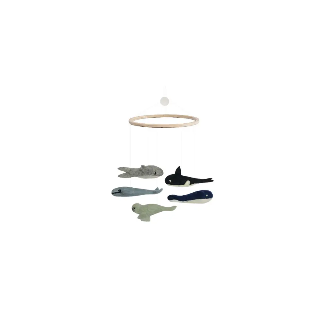 GAMCHA mobile / ocean crib mobile by Citron Grenadine; wooden hoop with six colorful felt whales.