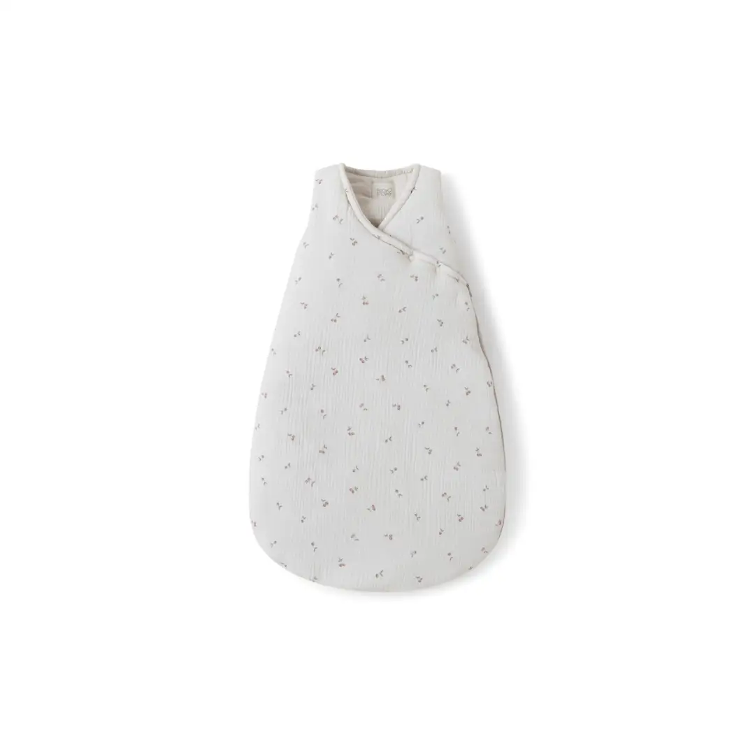 Baby sleeping bag gigoteuse with cherry print, Citron Grenadine, white fabric.