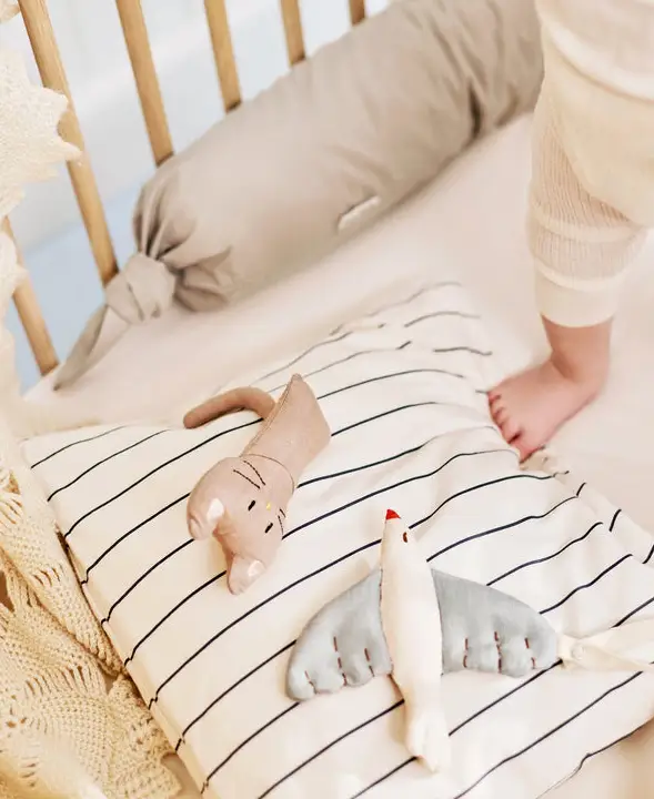 DEAR APRIL boudin de lit / little mouse by Citron Grenadine