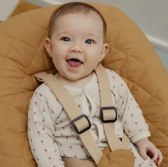 Charlie Crane coque newborn TOBO / camel by Citron Grenadine