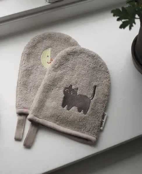 DEAR APRIL paw gants de toilette / moon cat by Citron Grenadine