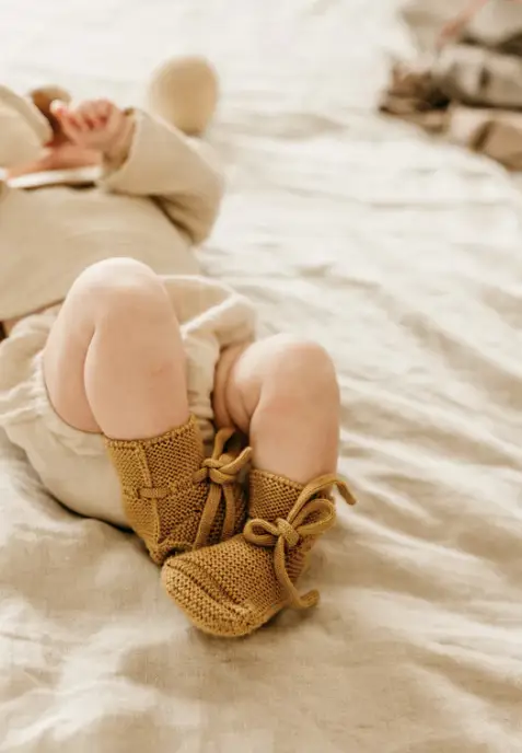 HVID chaussons booties / ochre by Citron Grenadine