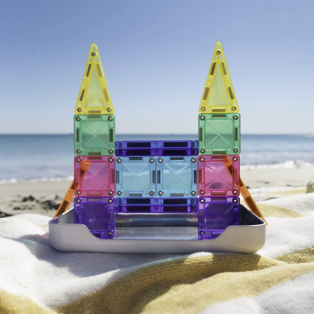 CONNETIX Travel Mini Pack 32 pc translucent magnetic building blocks, Citron Grenadine brand, beach scene