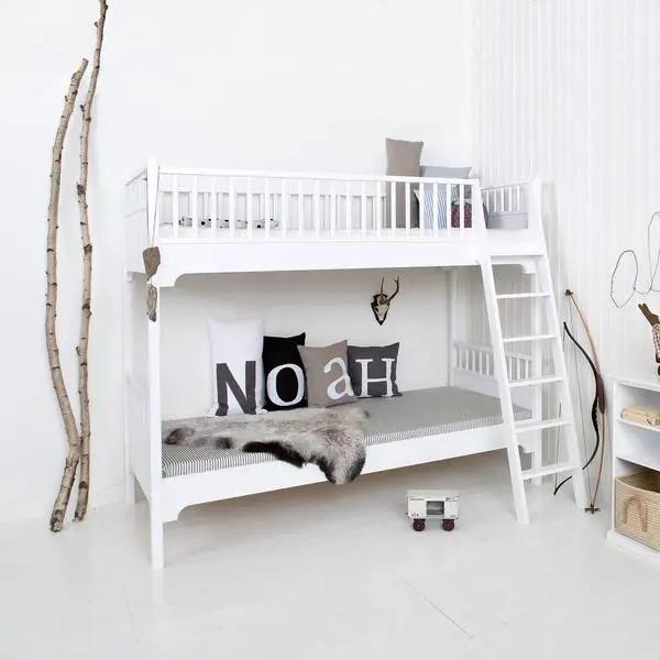 Oliver Furniture seaside bunk bed / échelle inclinée by Citron Grenadine