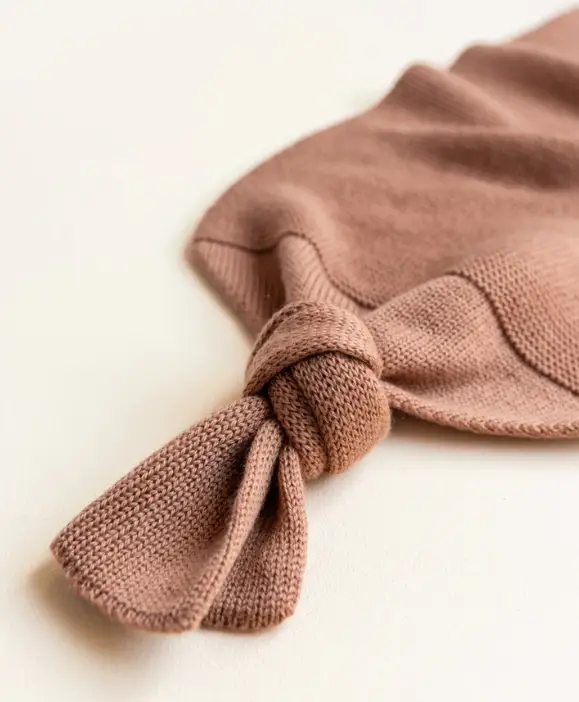 HVID cocoon / terracotta by Citron Grenadine