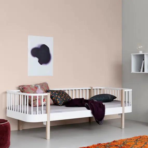 Oliver Furniture Lit banquette Wood Original by Citron Grenadine
