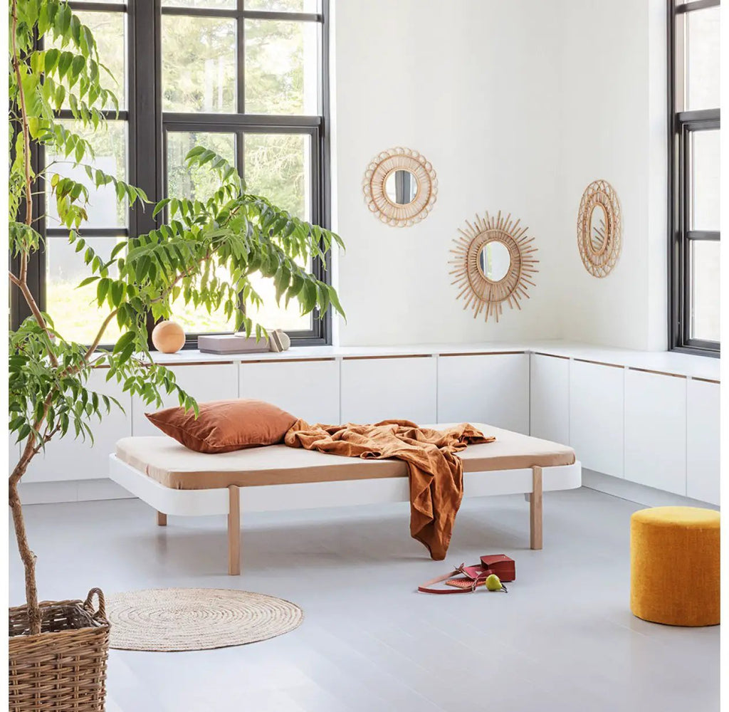 Oliver Furniture wood lounger 120 by Citron Grenadine
