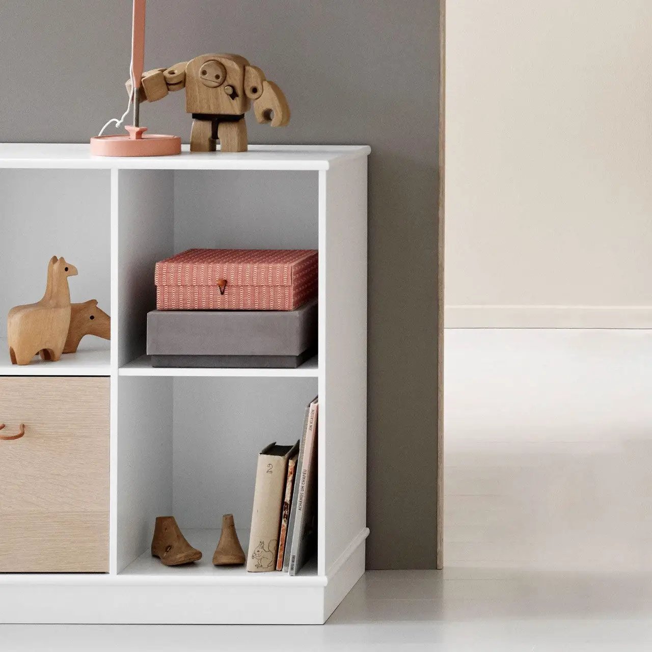 OLIVER FURNITURE étagère WOOD 5x2 horizontale avec socle by Citron Grenadine